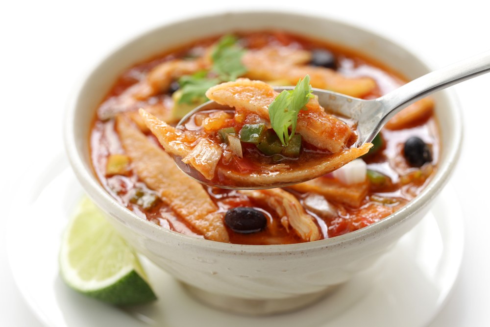 tortilla-soup-with-chicken-and-lime